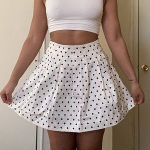 Banana Republic Black and White Skirt
